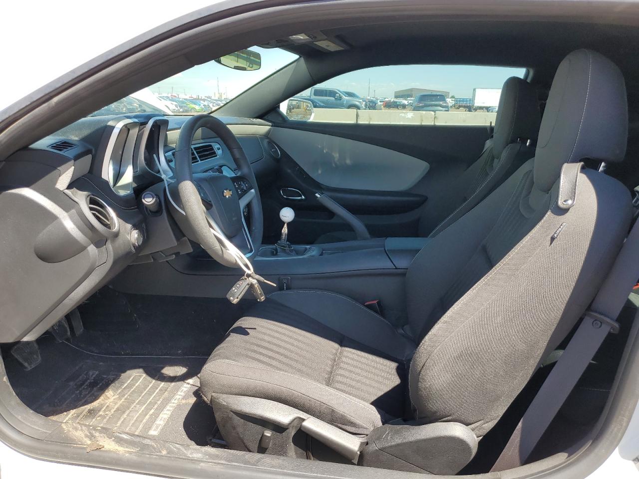 2014 Chevrolet Camaro Ls VIN: 2G1FE1E32E9133210 Lot: 68841705