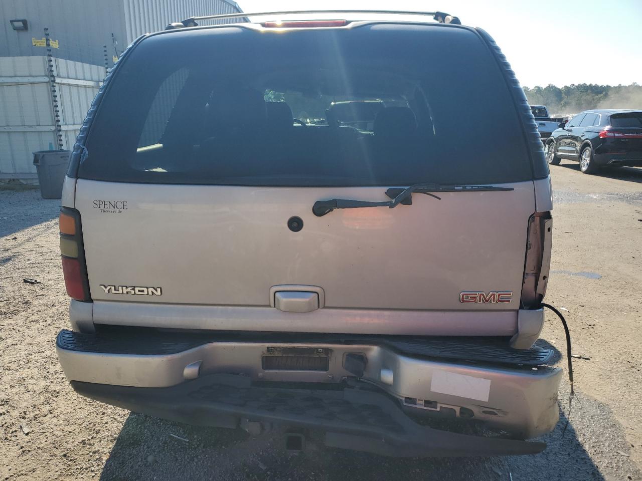 2004 GMC Yukon Denali VIN: 1GKEK63U04J222124 Lot: 70755885