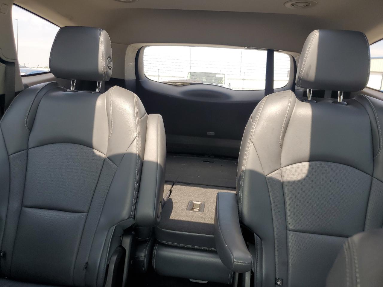 2018 Buick Enclave Essence VIN: 5GAERBKW6JJ253569 Lot: 69048685