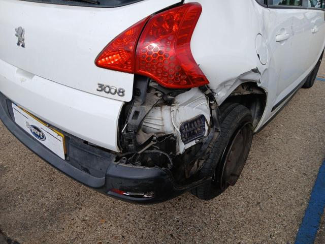 2012 PEUGEOT 3008 ACCESS HDI 