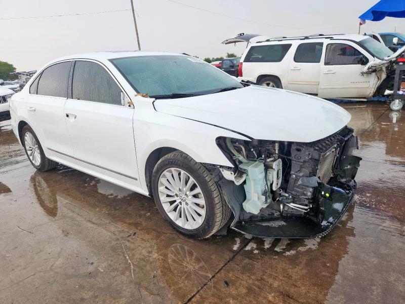  VOLKSWAGEN PASSAT 2016 White