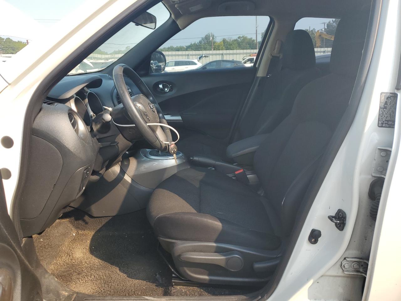 2013 Nissan Juke S VIN: JN8AF5MR2DT216952 Lot: 69351245