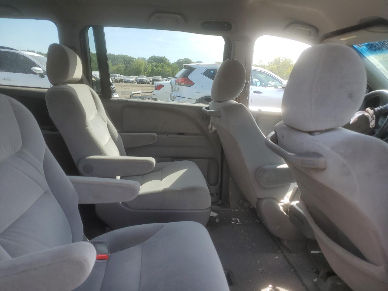 2009 Honda Odyssey Lx VIN: 5FNRL38299B003158 Lot: 70720485