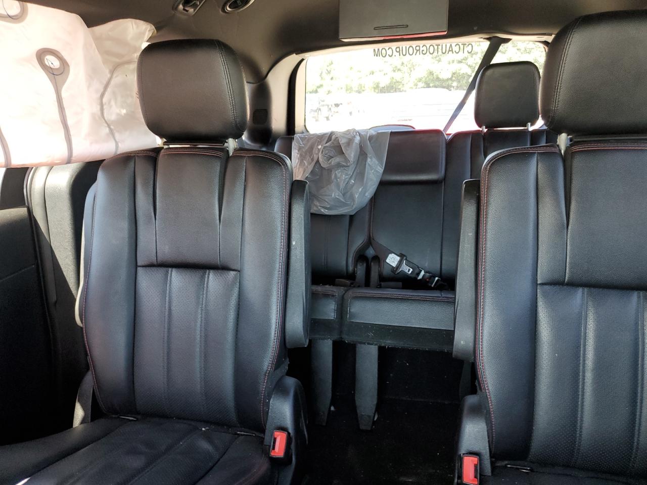 2015 Dodge Grand Caravan R/T VIN: 2C4RDGEG7FR683582 Lot: 68546265