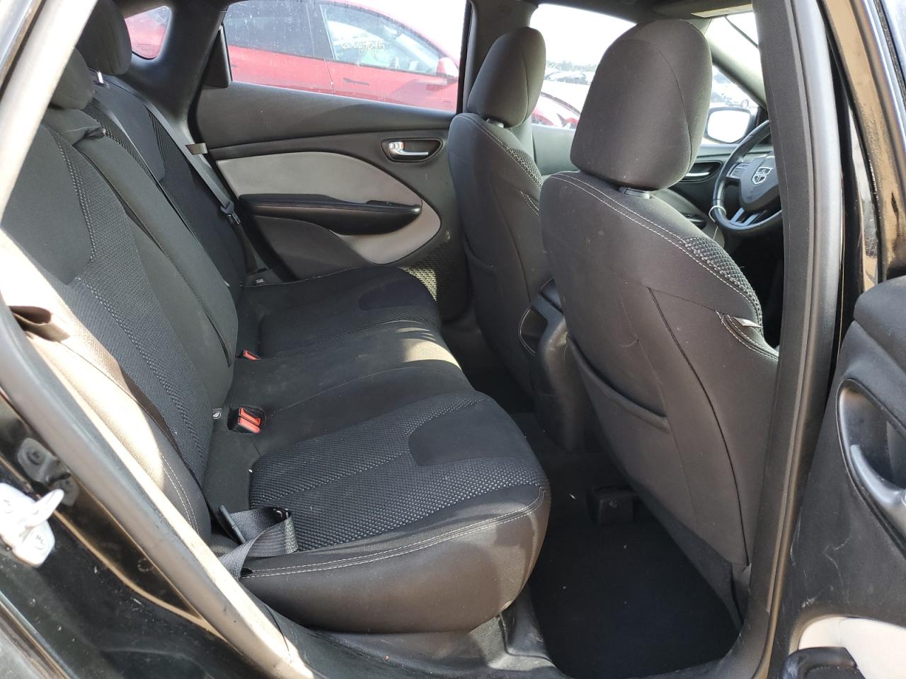 2015 Dodge Dart Sxt VIN: 1C3CDFBB6FD422122 Lot: 68075635