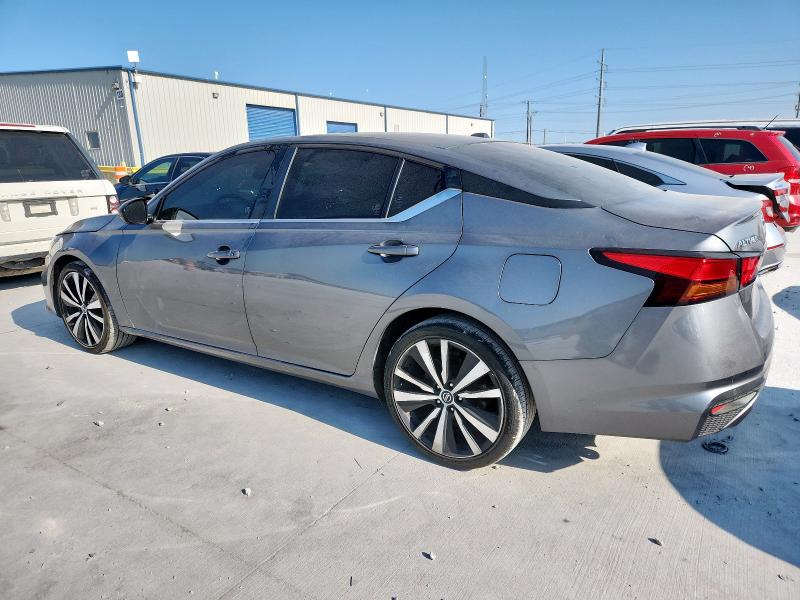  NISSAN ALTIMA 2021 Szary