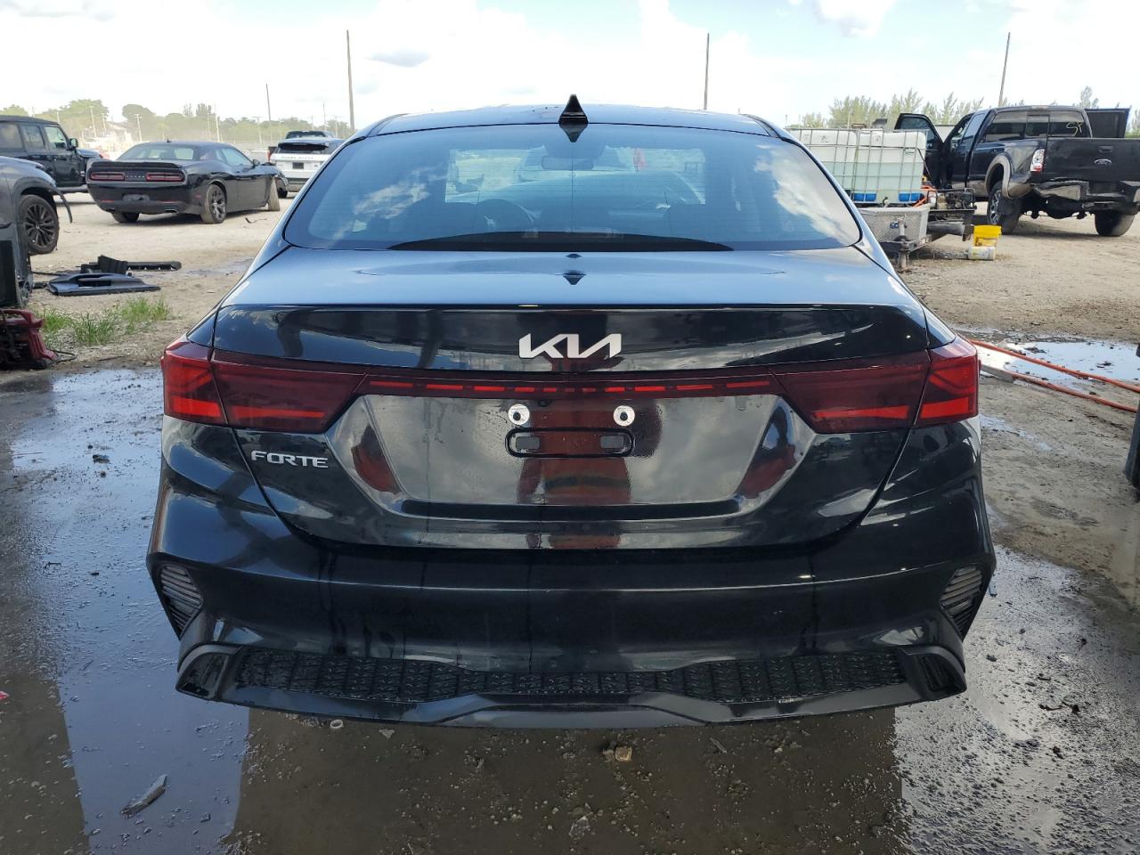 2023 Kia Forte Lx VIN: 3KPF24AD6PE663443 Lot: 70564555