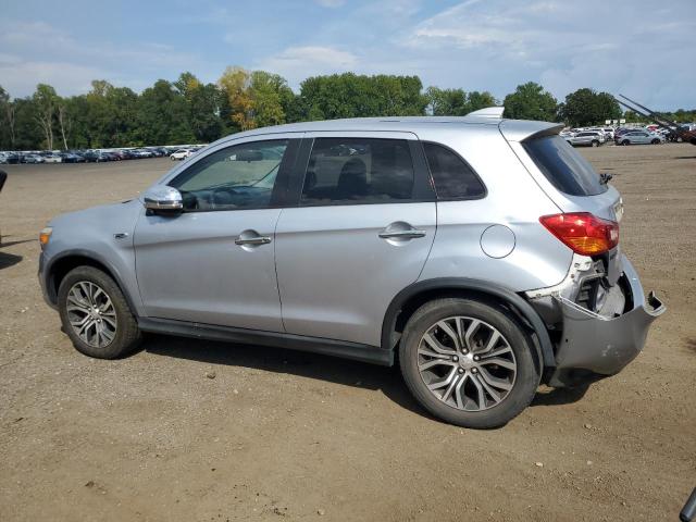  MITSUBISHI OUTLANDER 2017 Серебристый