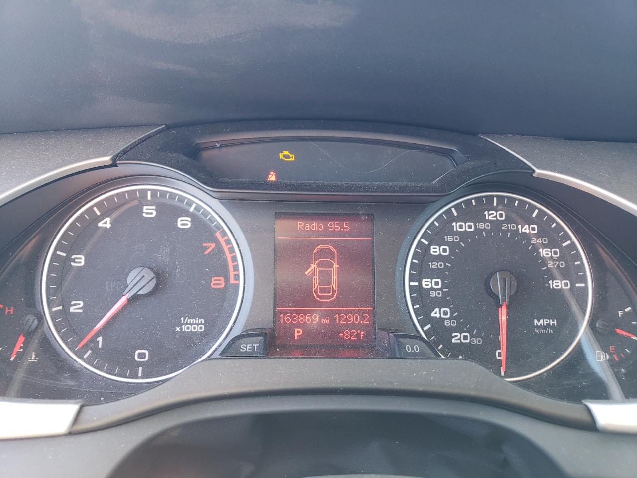 2010 Audi A4 Premium VIN: WAUAFAFL3AN033280 Lot: 69965335