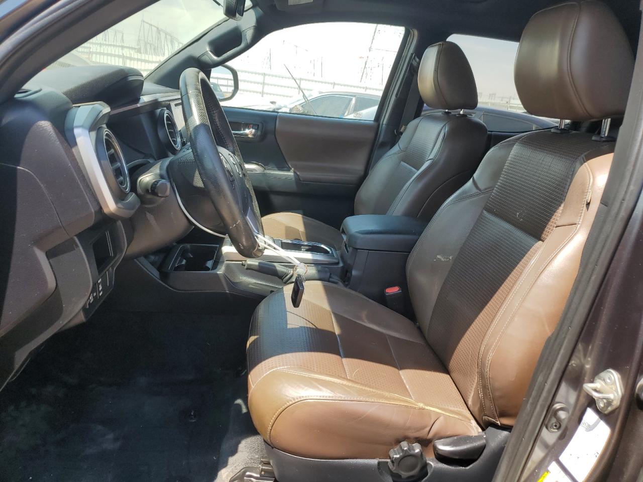 2016 Toyota Tacoma Double Cab VIN: 3TMGZ5AN4GM002613 Lot: 67453675