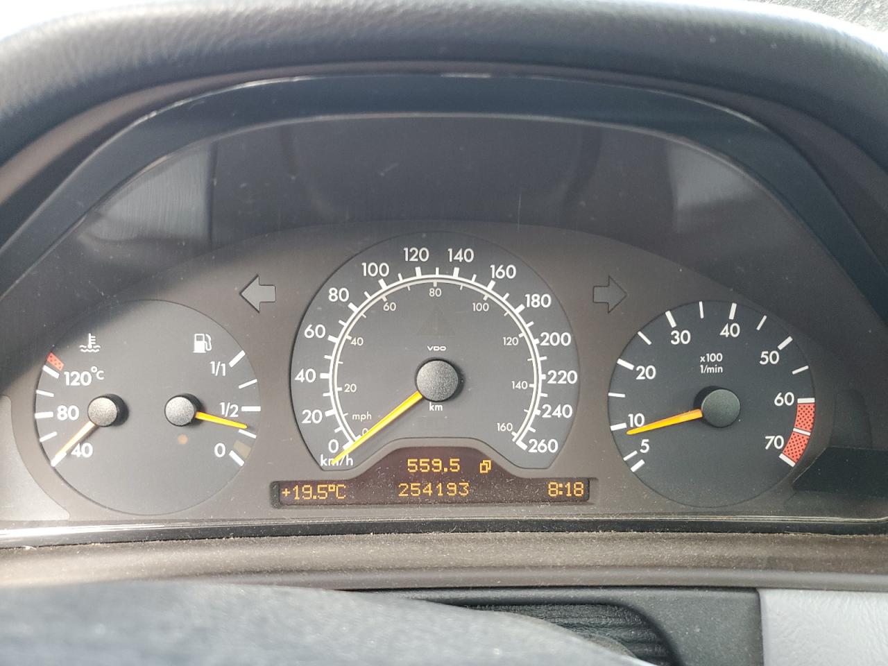 1998 Mercedes-Benz E 430 VIN: WDBJF70F8WA584455 Lot: 68665265