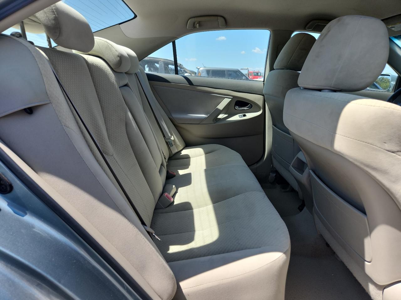 2009 Toyota Camry Base VIN: 4T4BE46KX9R138260 Lot: 70777005