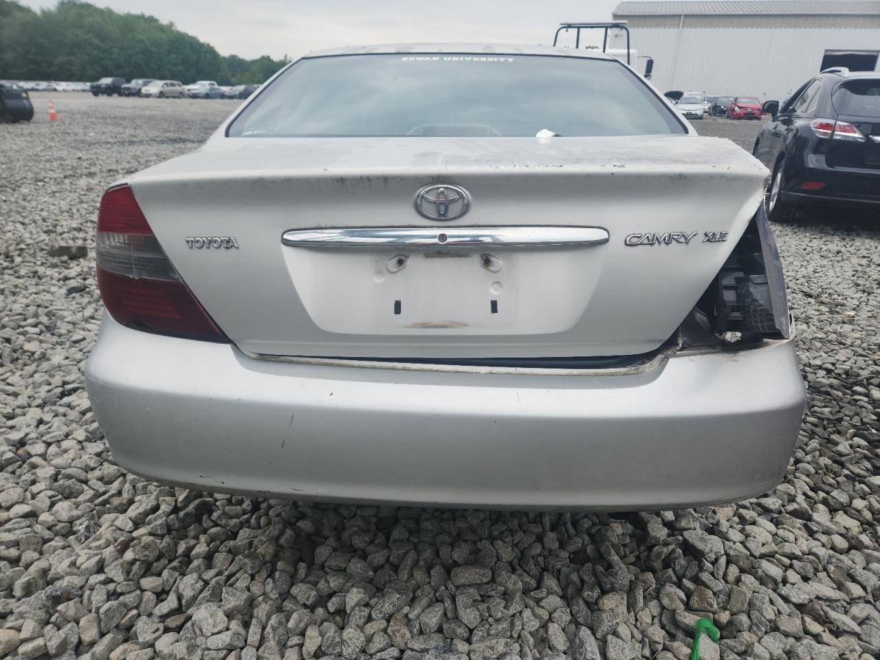 2003 Toyota Camry Le VIN: 4T1BE30K53U670150 Lot: 65573105