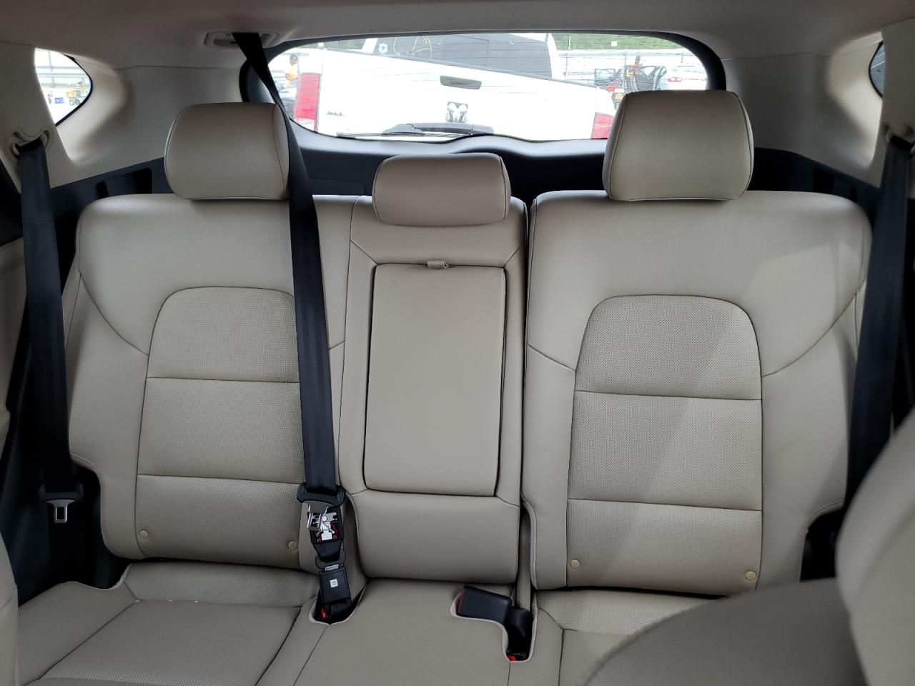 2017 Hyundai Tucson Limited VIN: KM8J33A28HU368231 Lot: 70448965