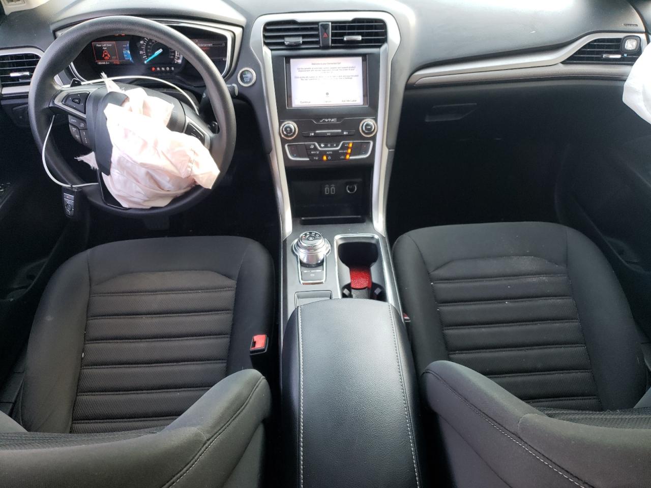 2019 Ford Fusion Se VIN: 3FA6P0HD1KR190252 Lot: 69049315