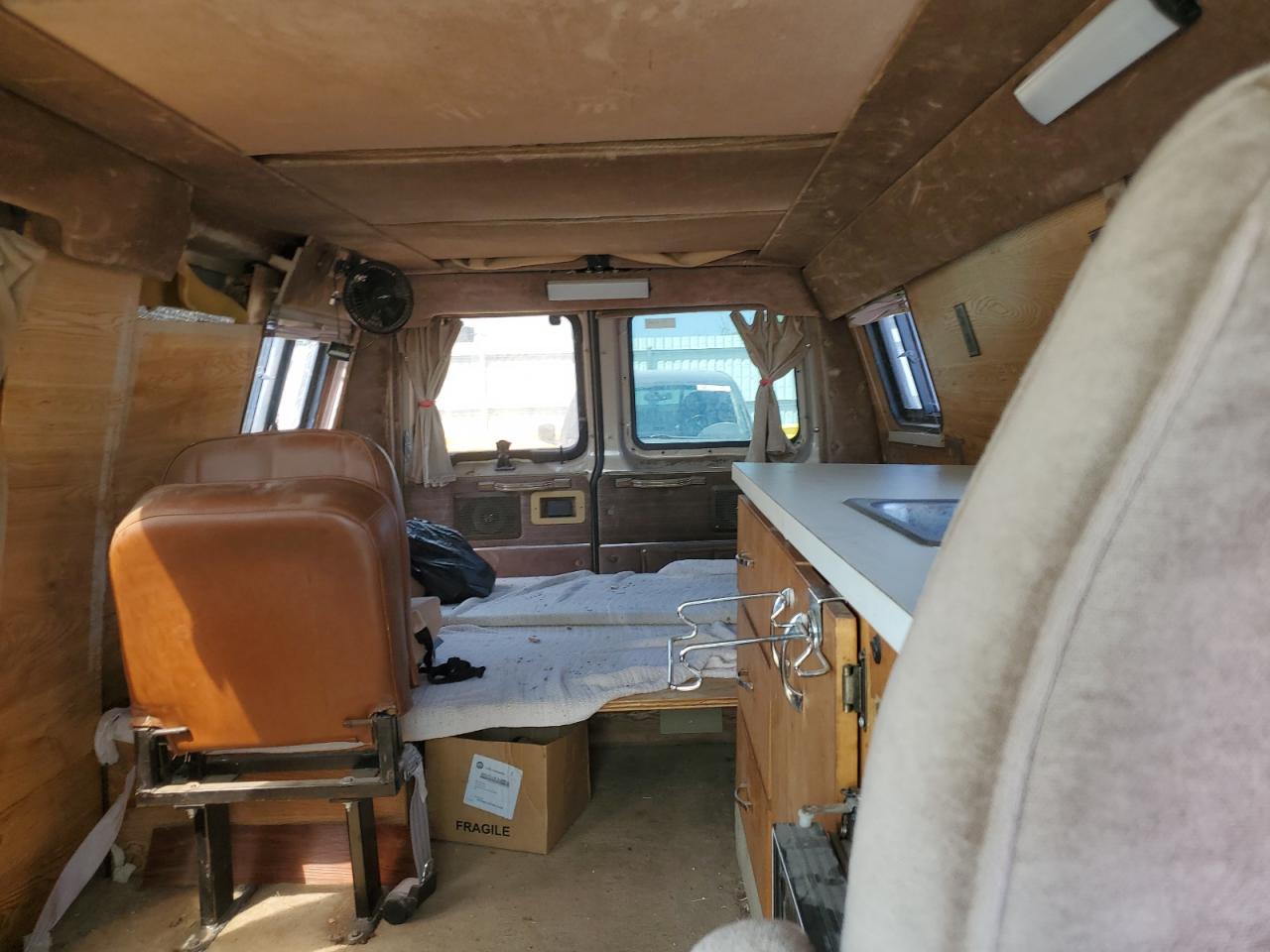 1992 Ford Econoline E250 Van VIN: 1FDFE24H7NHB59304 Lot: 68686105