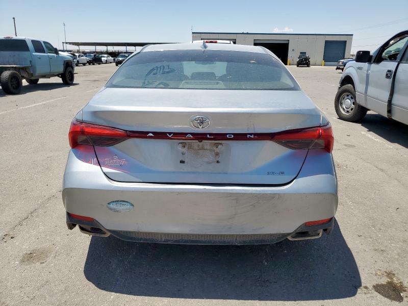 TOYOTA AVALON 2019 Сріблястий