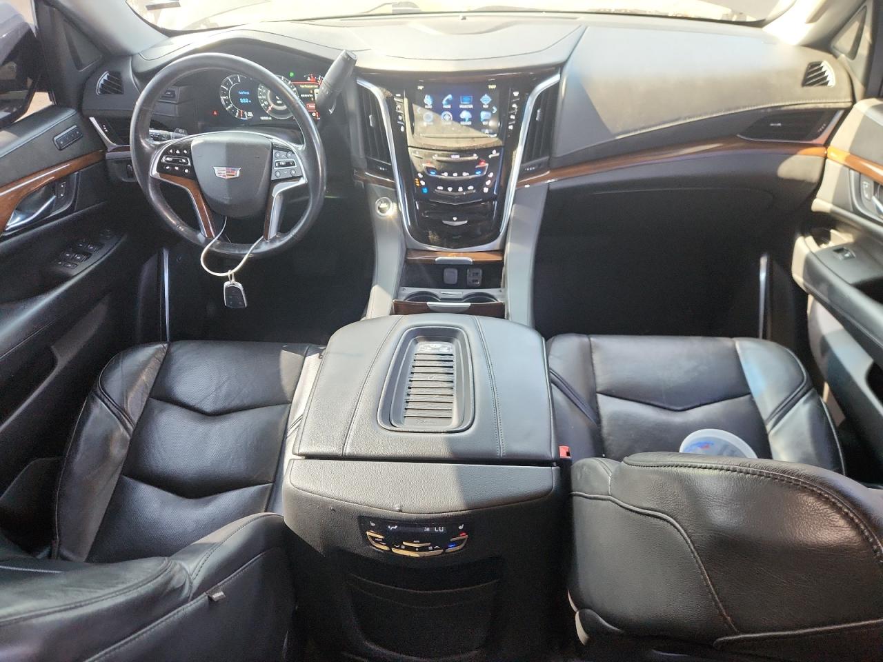 2019 Cadillac Escalade Luxury VIN: 1GYS4BKJXKR393772 Lot: 71870055