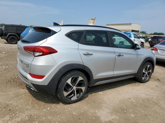  HYUNDAI TUCSON 2017 Srebrny