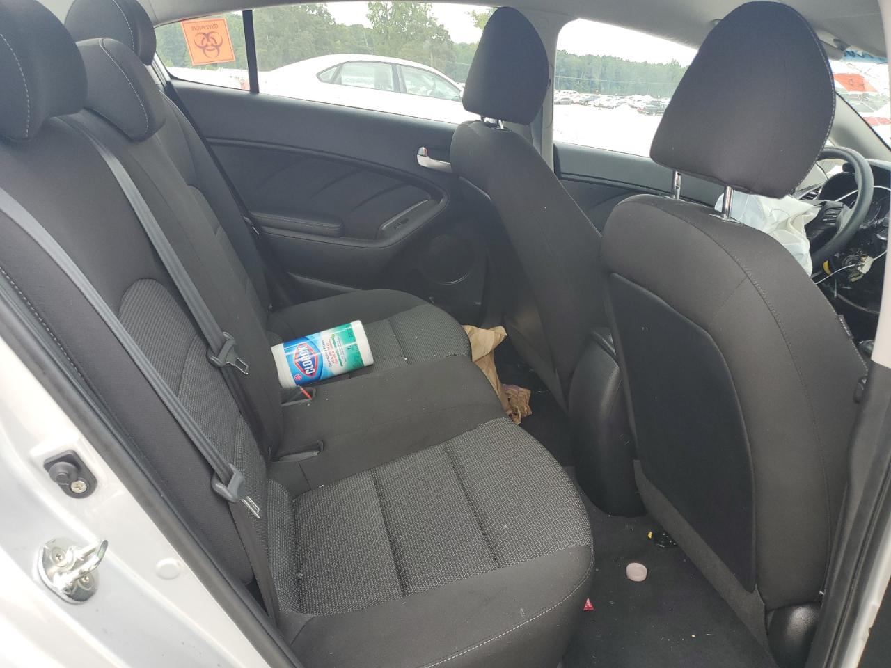 2018 Kia Forte Lx VIN: 3KPFK4A79JE246481 Lot: 70867985