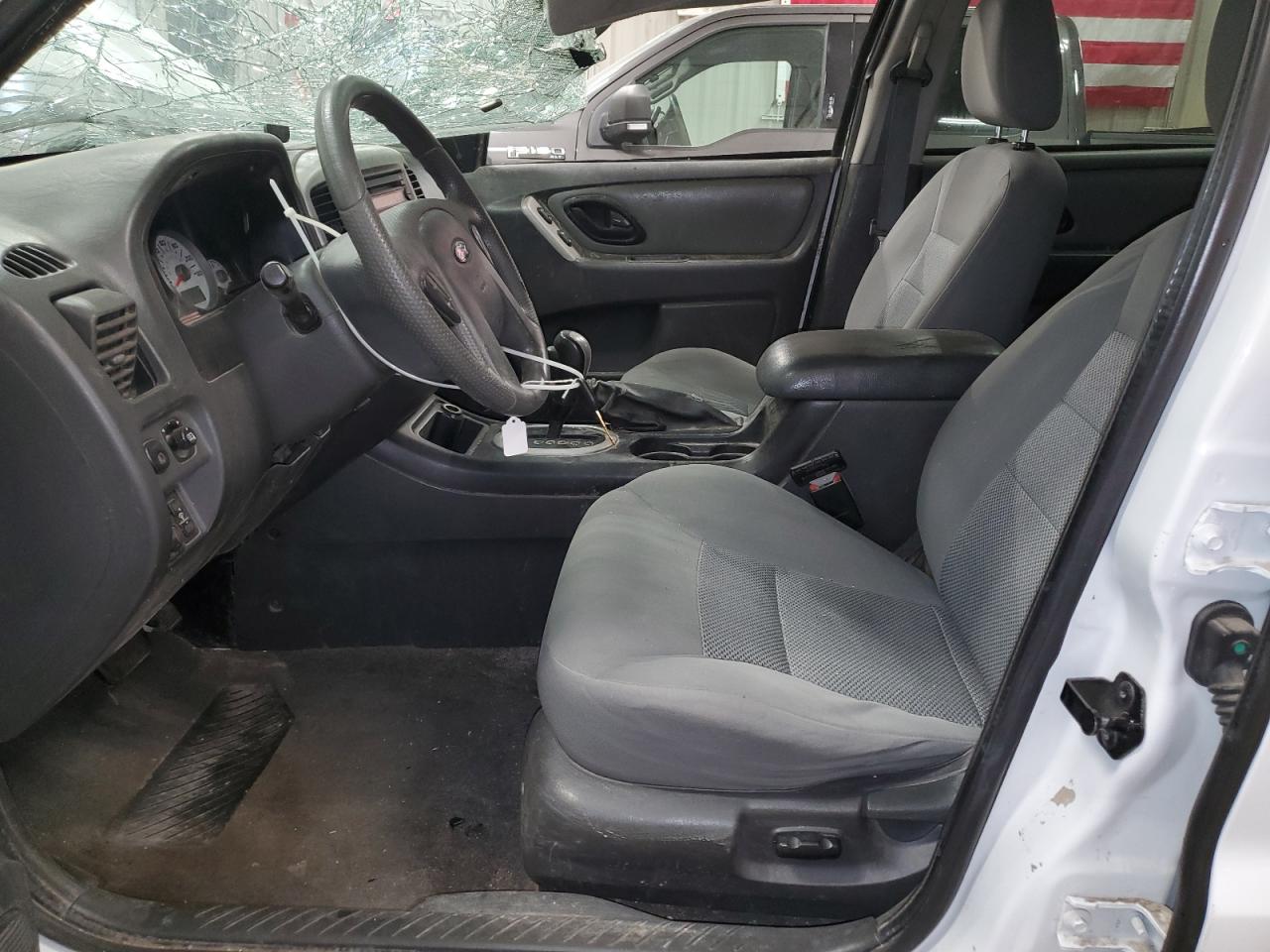 2005 Ford Escape Xlt VIN: 1FMYU93155KC27773 Lot: 69138505