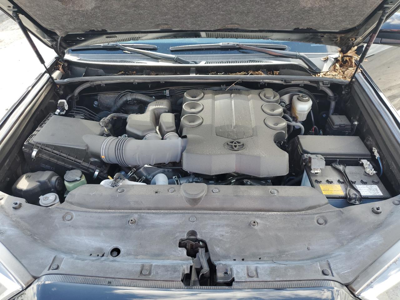 2022 Toyota 4Runner Sr5 VIN: JTEFU5JR6N5269862 Lot: 68460095