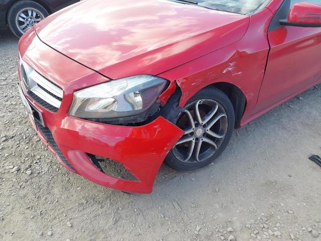 2014 MERCEDES-BENZ A180 BLUEEFFICIENCY SPORT 