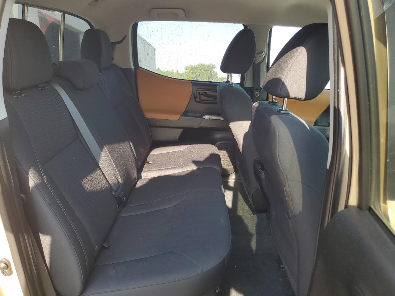 2018 Toyota Tacoma Double Cab VIN: 3TMCZ5AN9JM177204 Lot: 70188765