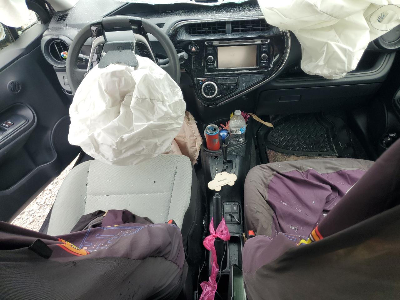 2018 Toyota Prius C VIN: JTDKDTB37J1614531 Lot: 69212245