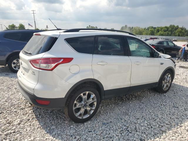  FORD ESCAPE 2016 Белы