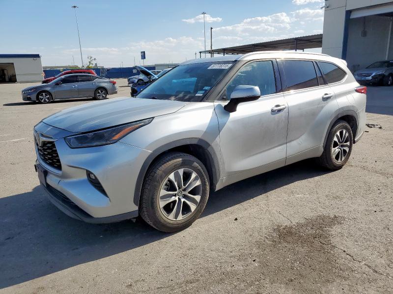  TOYOTA HIGHLANDER 2021 Silver