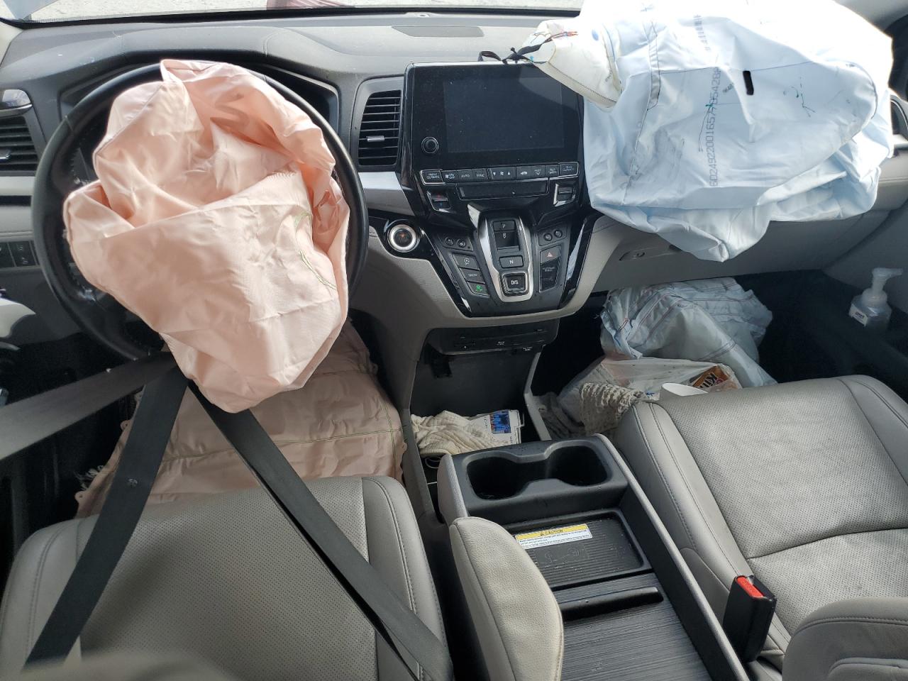 2018 Honda Odyssey Elite VIN: 5FNRL6H93JB071765 Lot: 43260472