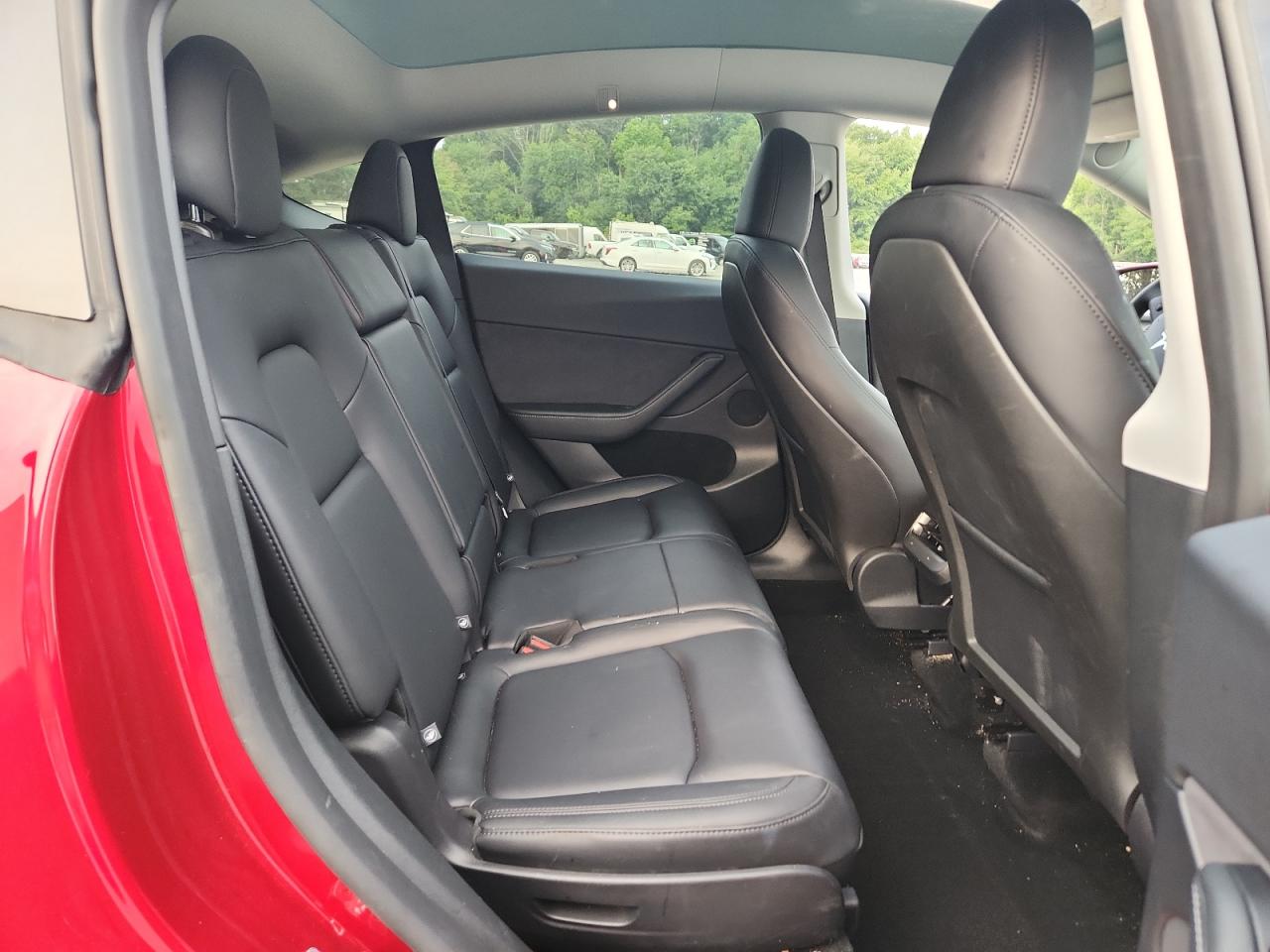 2024 Tesla Model Y VIN: 7SAYGAEE9RF209988 Lot: 67562205