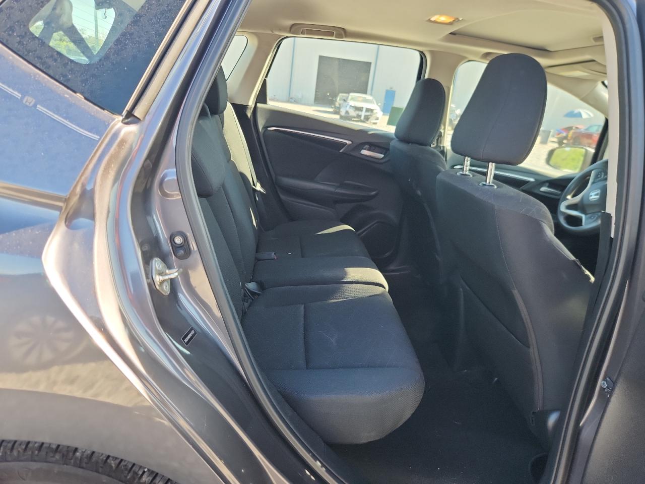 2015 Honda Fit Ex VIN: 3HGGK5H89FM747037 Lot: 64272445