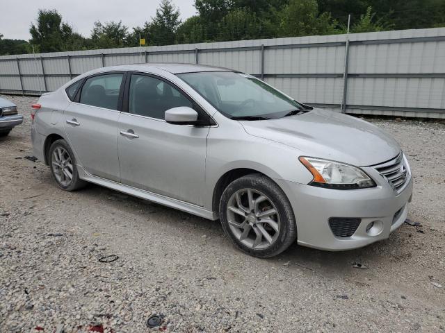 Sedans NISSAN SENTRA 2014 Srebrny