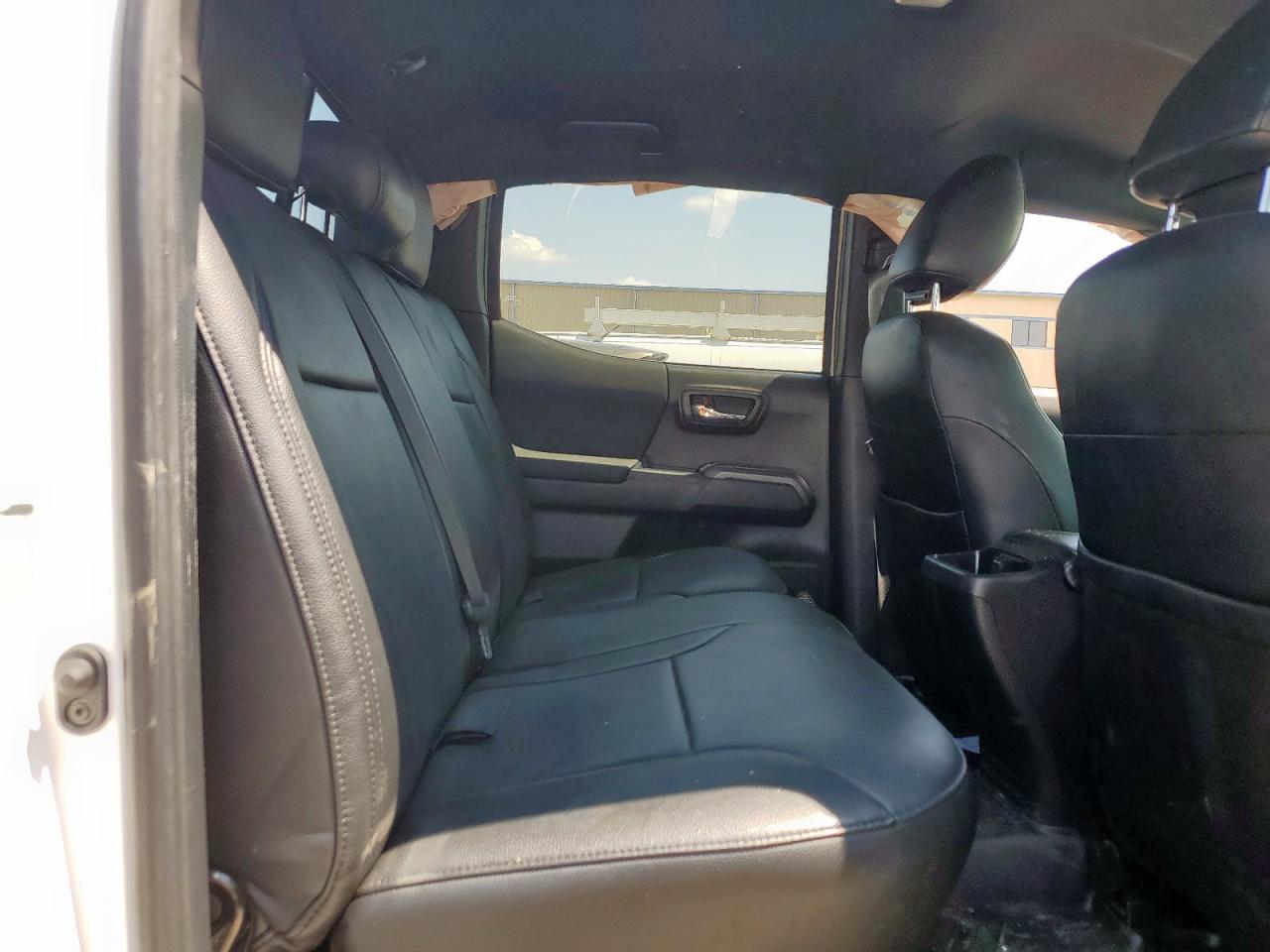 2018 Toyota Tacoma Double Cab VIN: 3TMAZ5CN3JM071075 Lot: 69898525