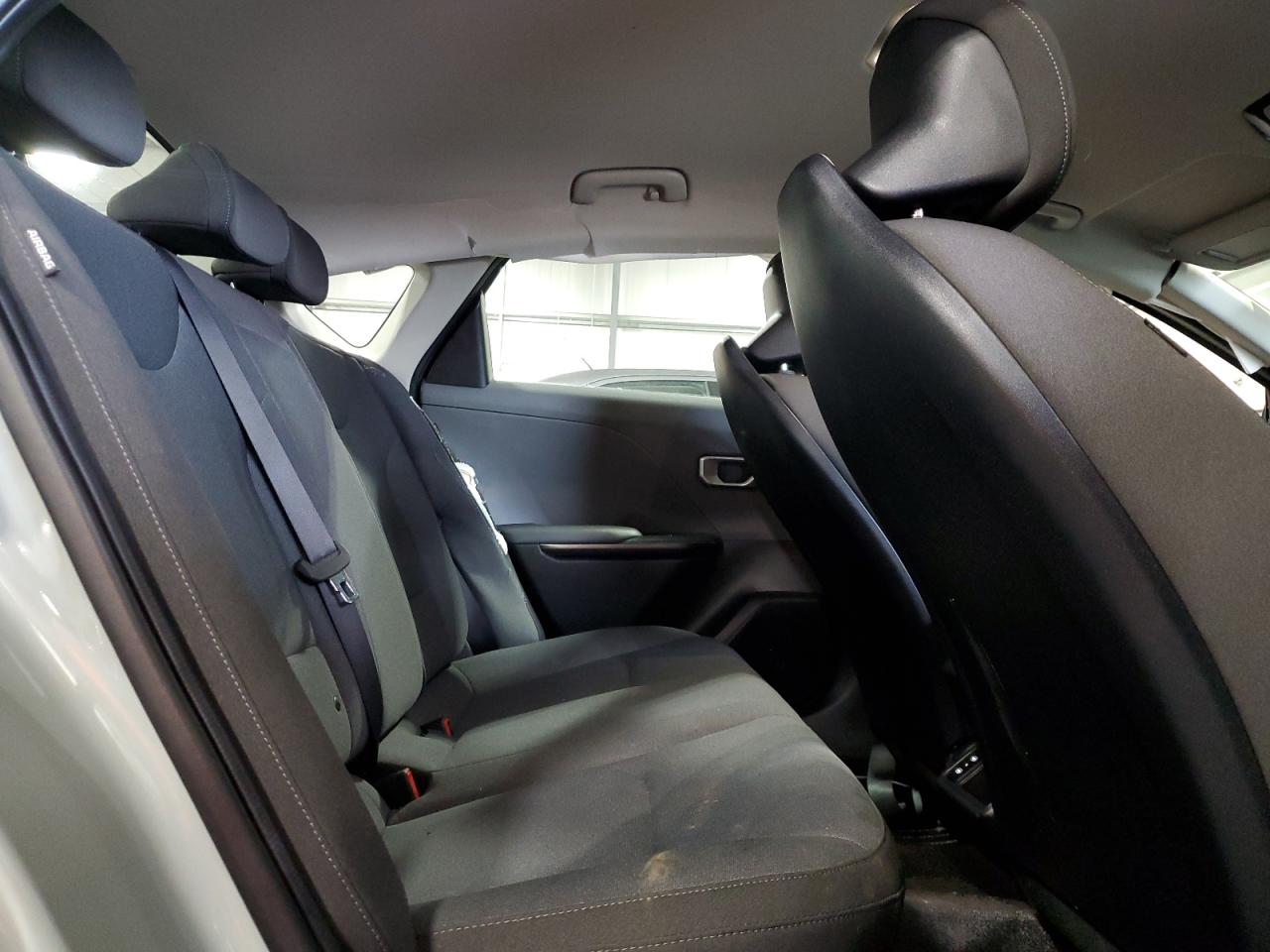 2025 Kia K4 Lx VIN: 3KPFT4DE7SE042884 Lot: 70211655