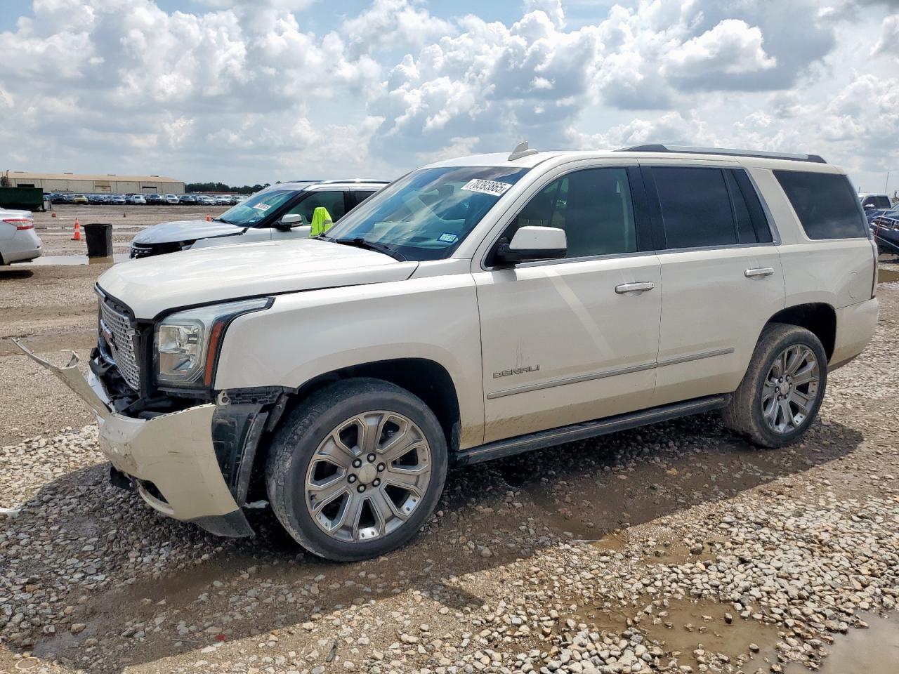 2015 GMC Yukon Denali white null gas 1GKS2CKJ5FR592322 photo #1