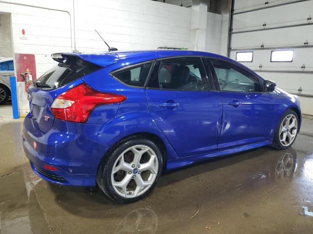 Hatchbacks FORD FOCUS 2013 Blue