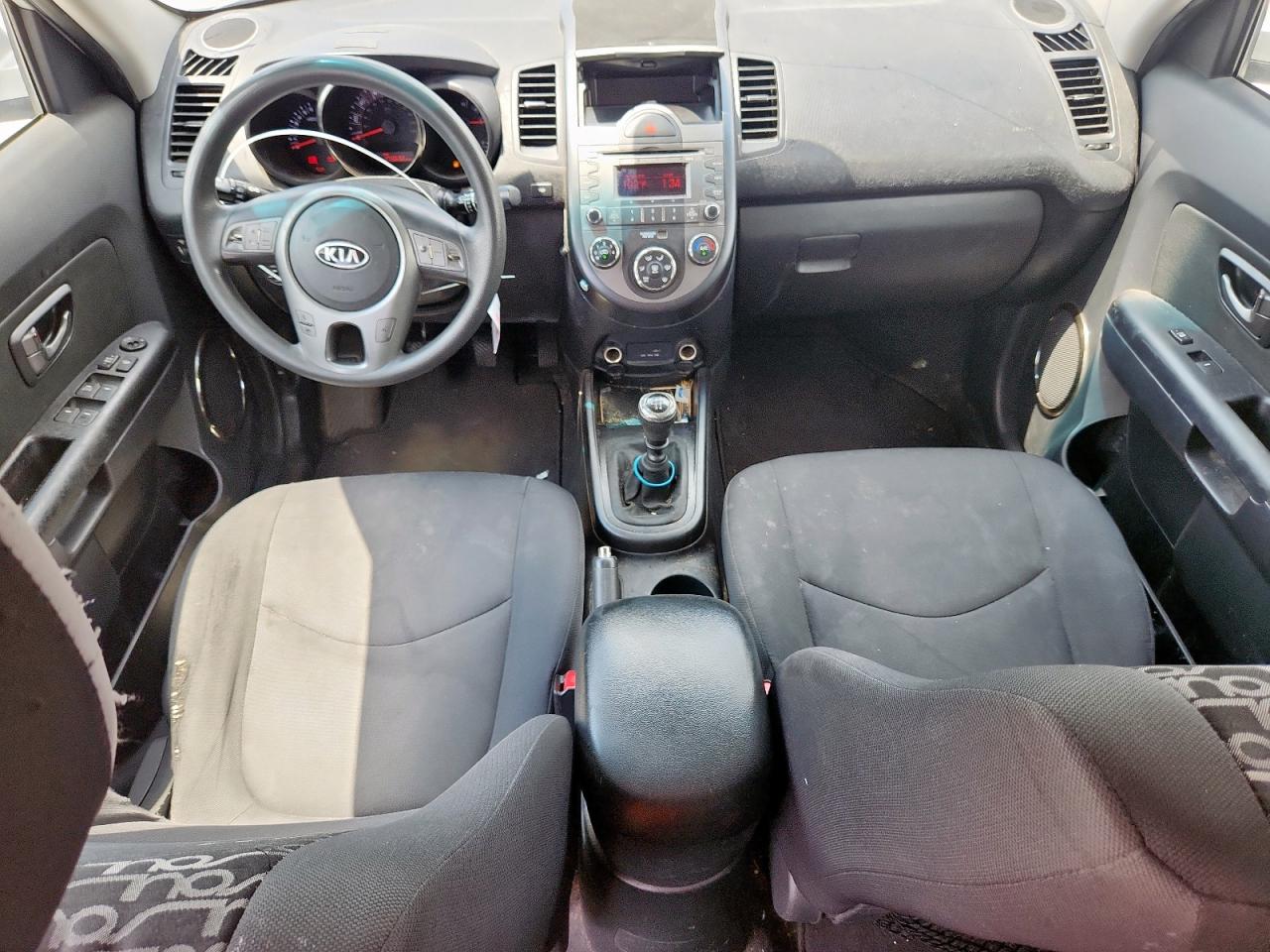 2011 Kia Soul + VIN: KNDJT2A26B7328105 Lot: 67803845