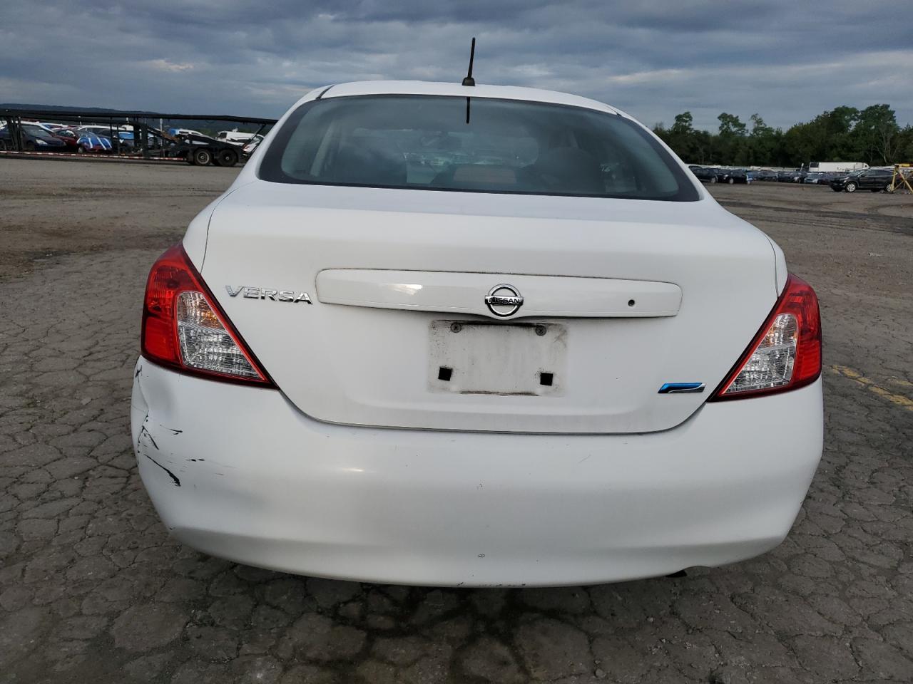 2014 Nissan Versa S VIN: 3N1CN7APXEL816245 Lot: 69474885