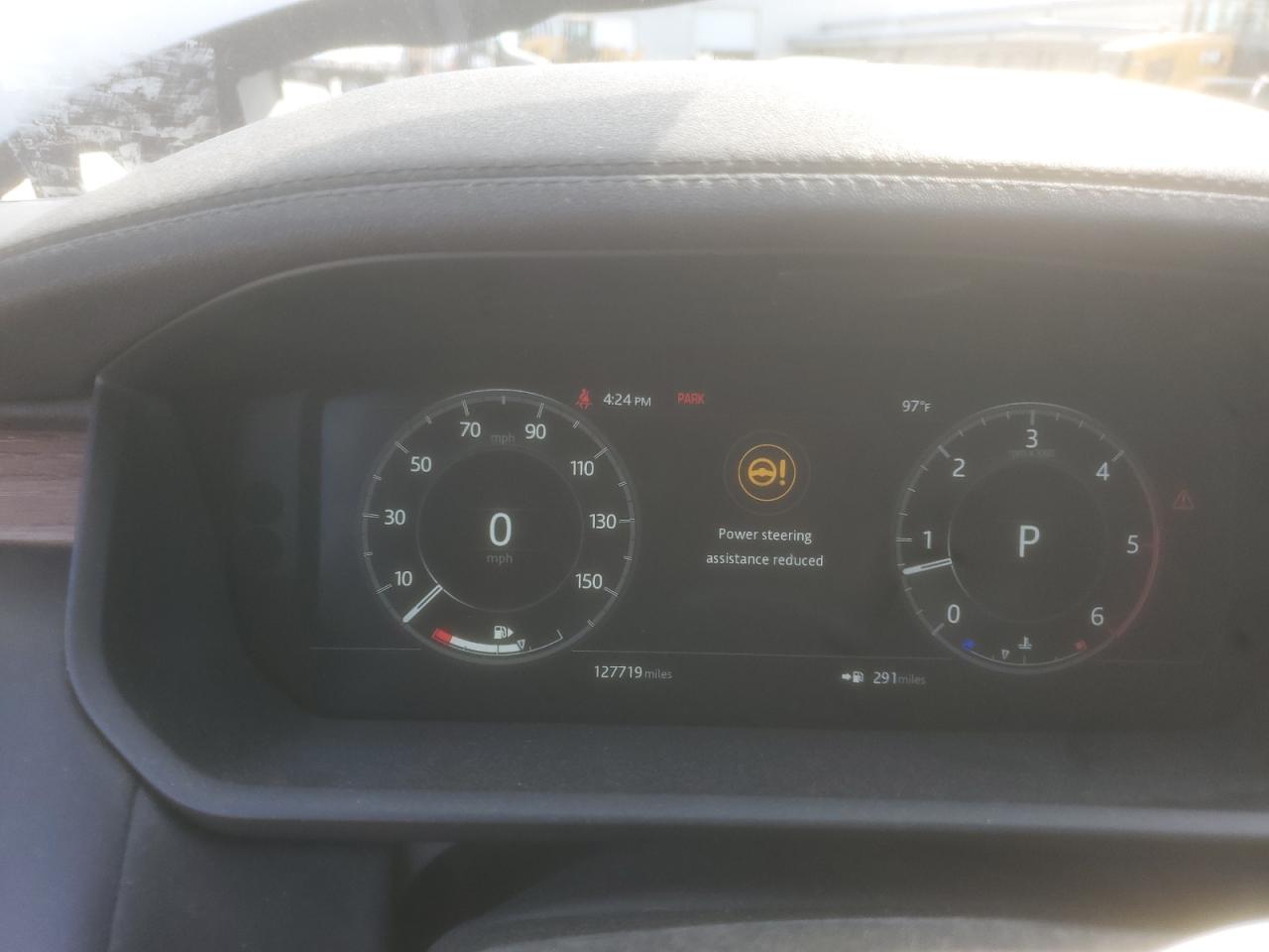 SALRT2RKXJA055316 2018 Land Rover Discovery Hse Luxury