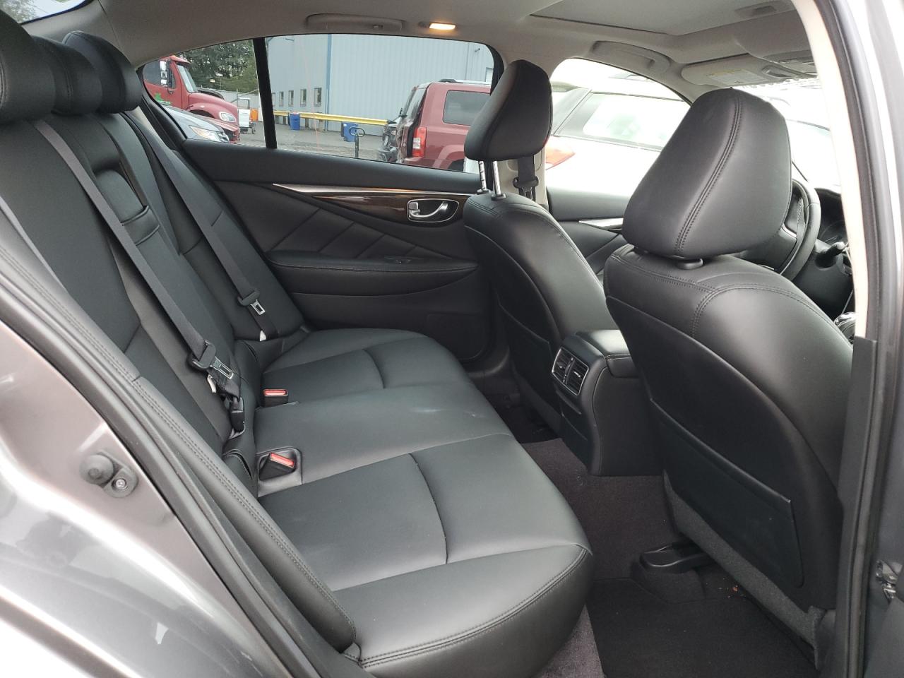 2018 Infiniti Q50 Luxe VIN: JN1EV7AP2JM358242 Lot: 67862995