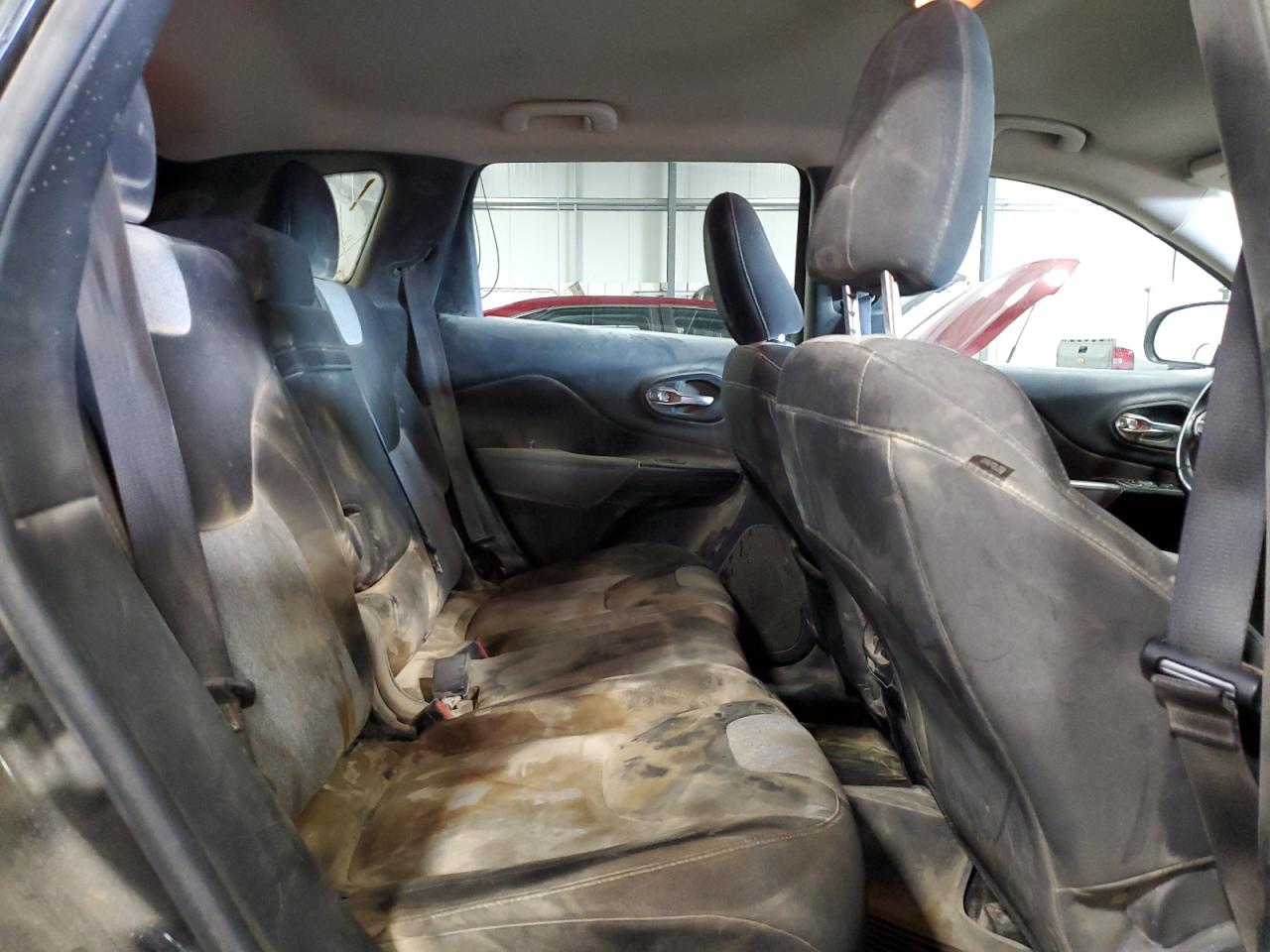 2014 Jeep Cherokee Latitude VIN: 1C4PJLCS6EW115328 Lot: 70302355