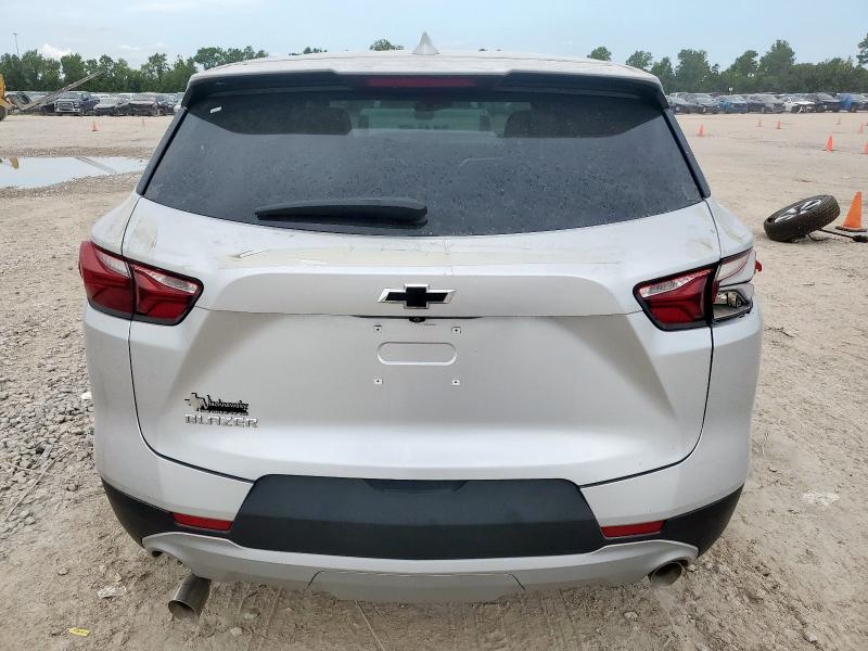  CHEVROLET BLAZER 2022 Серебристый