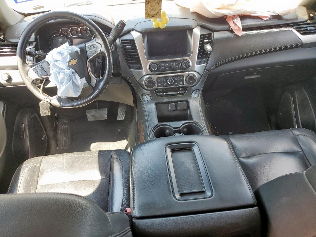 2019 Chevrolet Suburban C1500 Lt VIN: 1GNSCHKC4KR330025 Lot: 70359805
