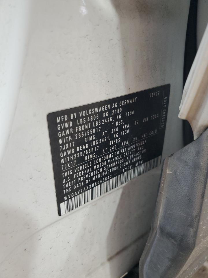 2017 Volkswagen Tiguan S VIN: WVGAV7AXXHK043847 Lot: 70269525