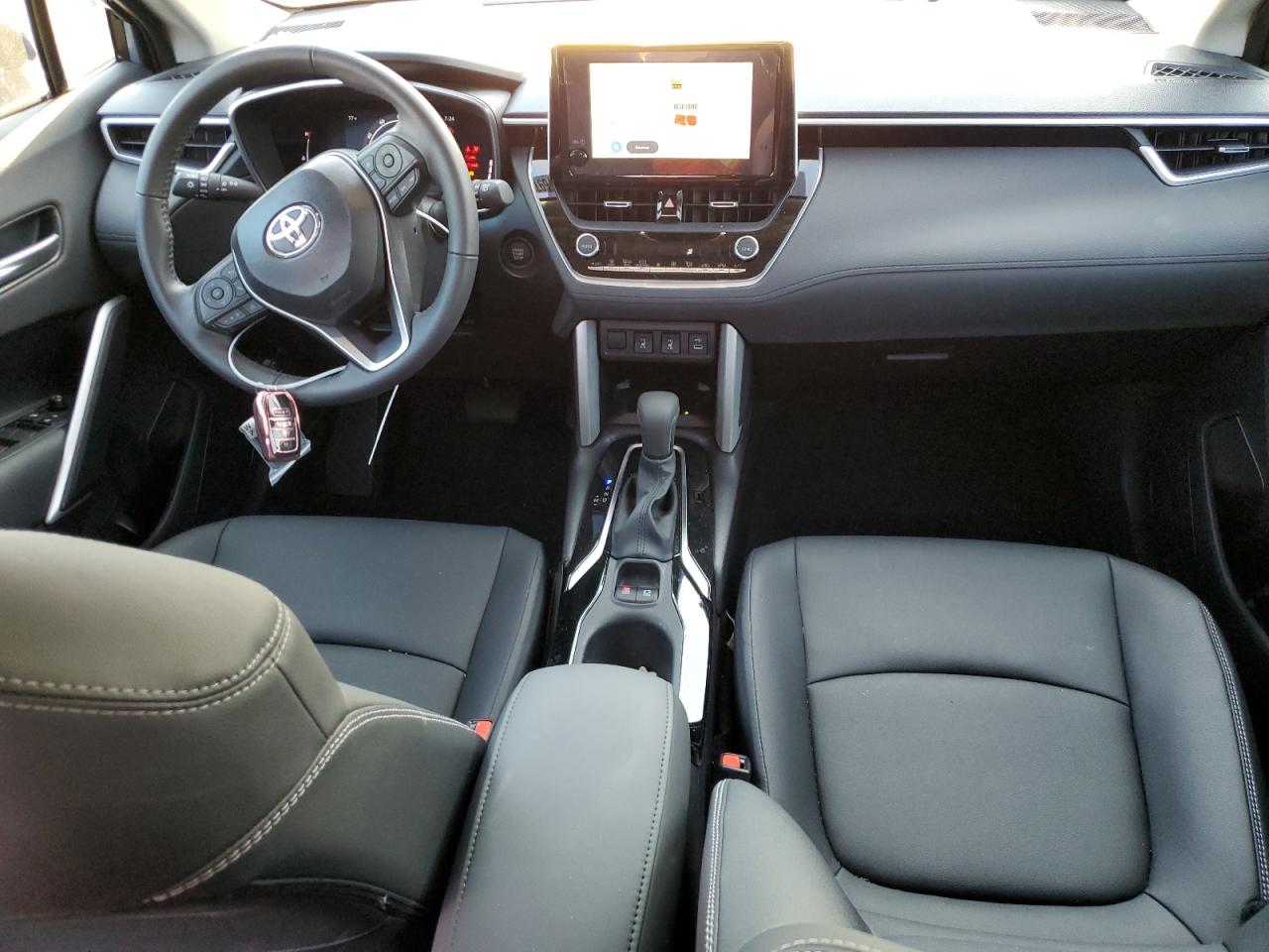 2025 Toyota Corolla Cross Xle VIN: 7MUDAABG5SV139139 Lot: 69794905