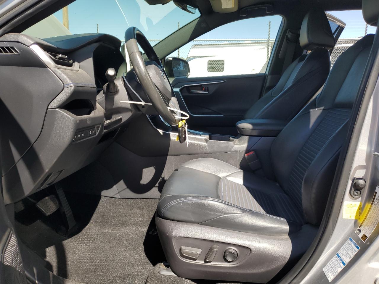 2020 Toyota Rav4 Xse VIN: JTMEWRFV4LJ046540 Lot: 69461305