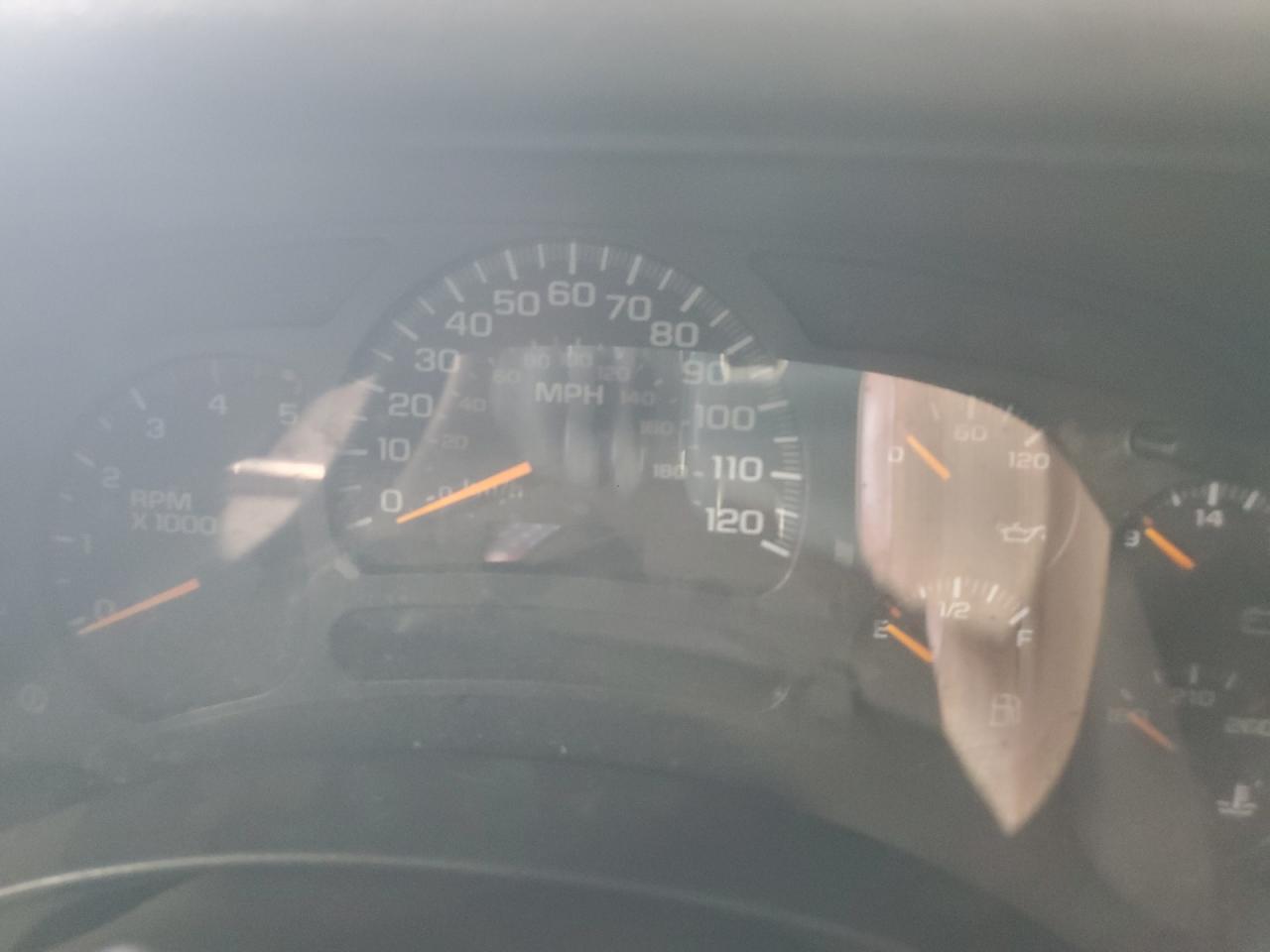 2005 Chevrolet Silverado K2500 Heavy Duty VIN: 1GCHK23225F853171 Lot: 70567865